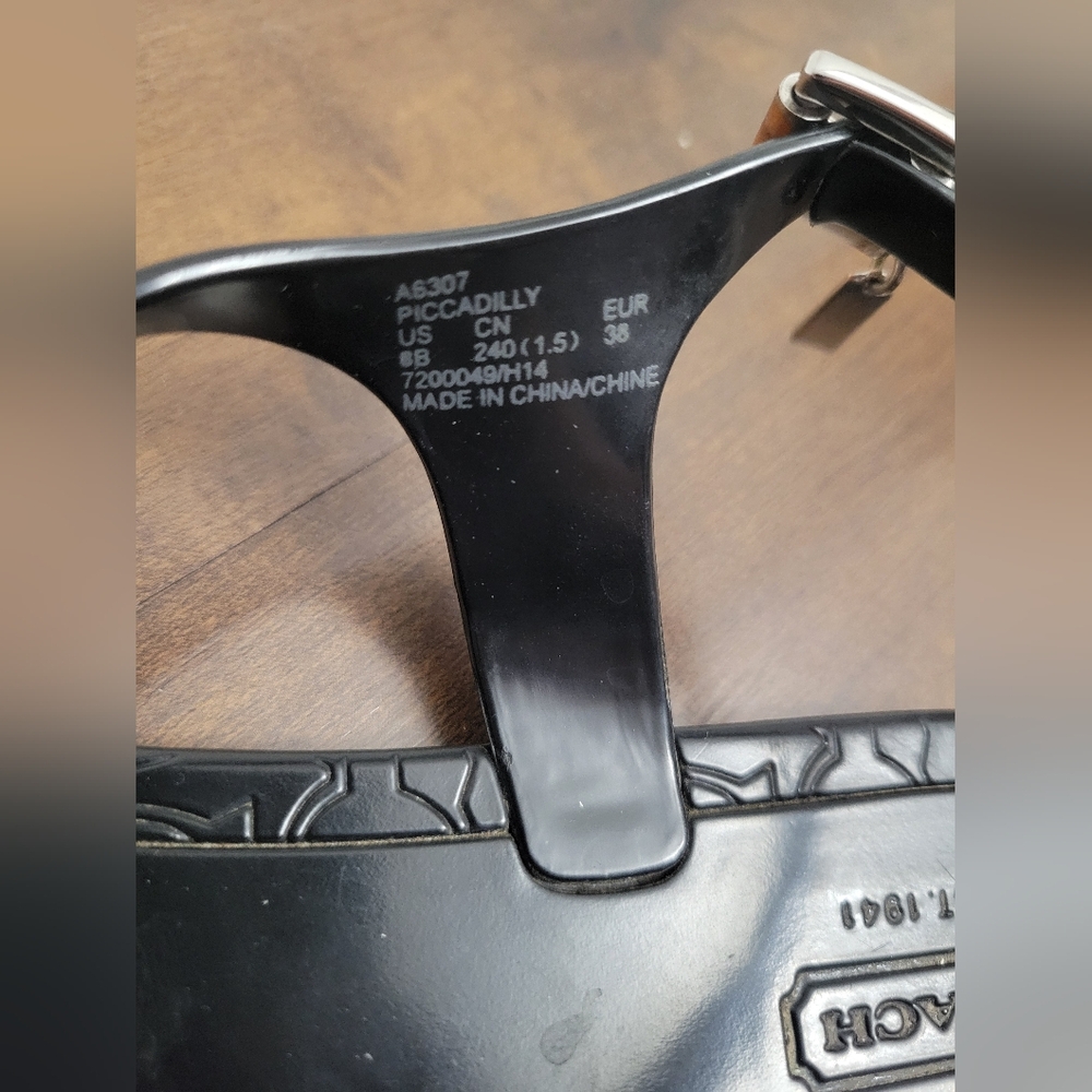 Coach Piccadilly Jelly Thong Ankle Strap Flip-Flops Sandals Black Gold Size 8 - Picture 9 of 11